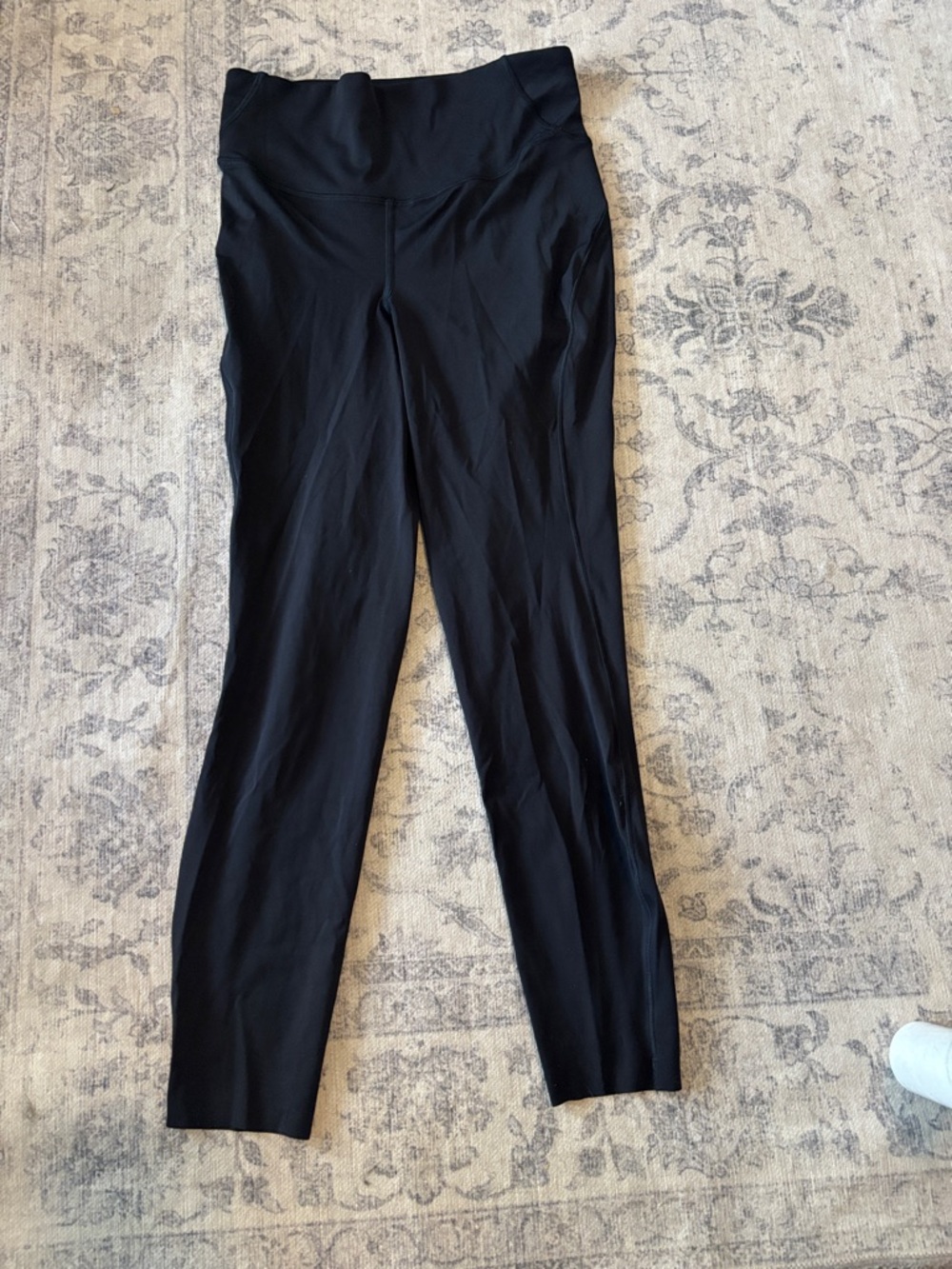 Lululemon Women’s Base Pace 25” Running Tights - size 6 - black